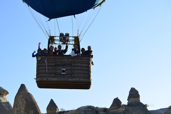 1 Hour Standard Flight at GOREME OVER - What the basket setup means for comfort and photos