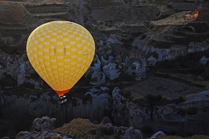 1 Hour Standard Flight at GOREME OVER - Breakfast, certificate, and the champagne finish