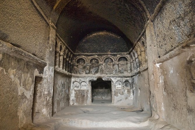 2 Days Private Cappadocia Tour From Istanbul By Plane - Walking the 3.8 kilometers at Ihlara Valley