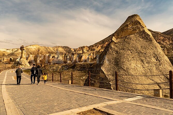 2 Days South (Green tour) and North (Red tour) Cappadocia + Lunch - Guides, group size, and the feel of the day