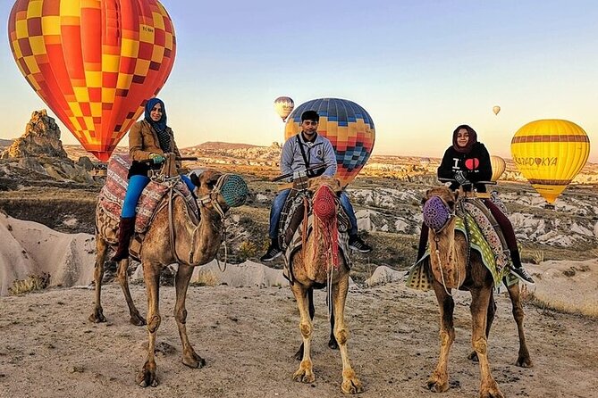 2 hour Camel ride in Cappadocia - Sunrise or sunset, choose the light you prefer