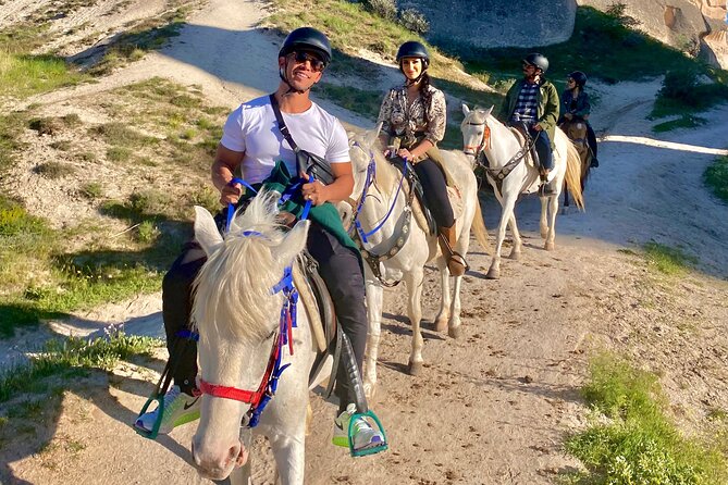 Adventure in Cappadocia Horse Riding Sunset ,Daytime - Why beginners often feel comfortable here
