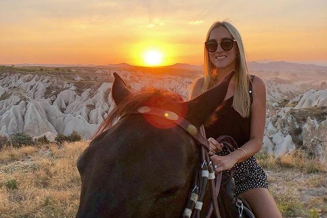 Best Sunrise Horse Riding Tour in Cappadocia - Min.2 pax. - Watching the balloons from Rose and Red Valleys