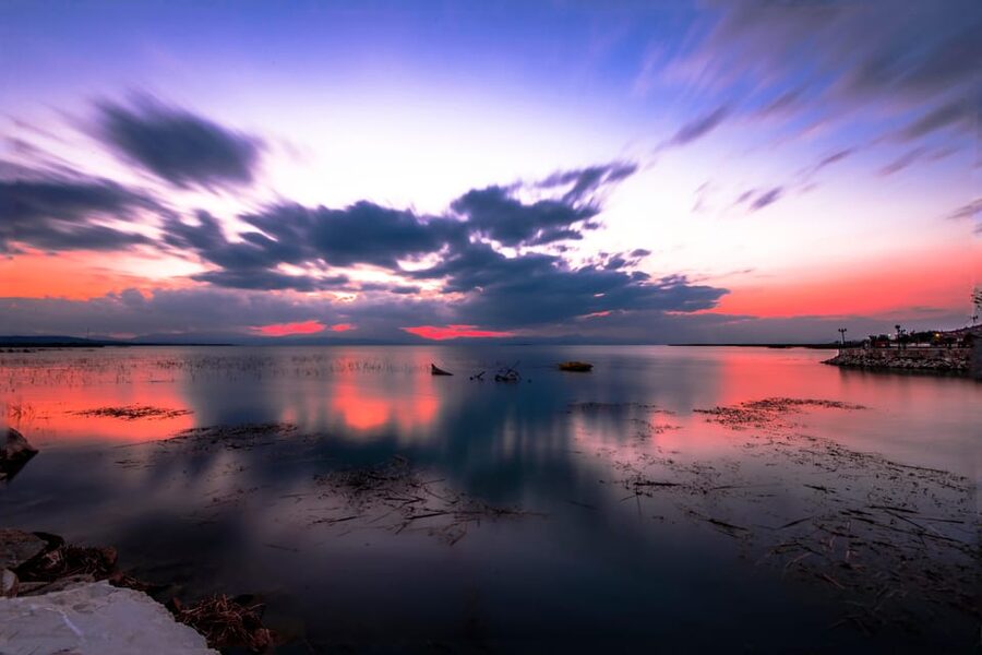 Cappadocia Amazing Sunset Tour To Salt Lake - The birdlife and working lake behind the scenery