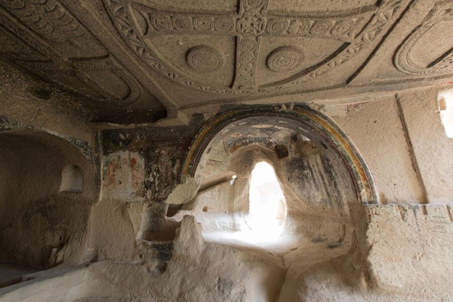 Cappadocia: Blue Tour with Entry Fees and Lunch - Guides, languages, and group size