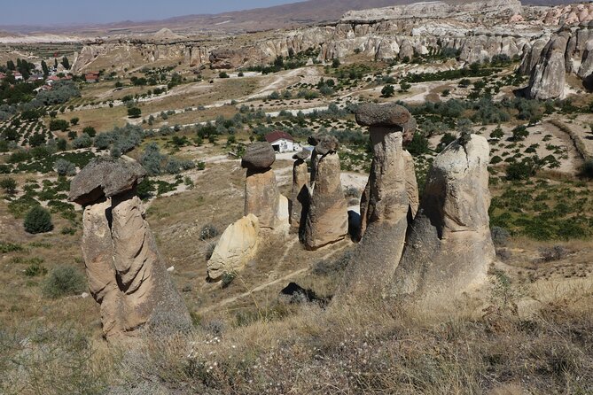Cappadocia Erciyes Ski Tour And Red Tour 2 days - Uchisar closes the Red Tour with a strong view