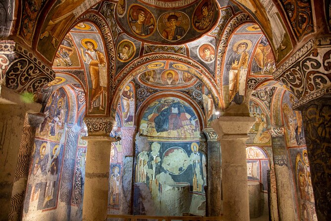 Cappadocia Fairy Chimneys Horseback Riding Tour - At the ranch: a short briefing, then the saddle