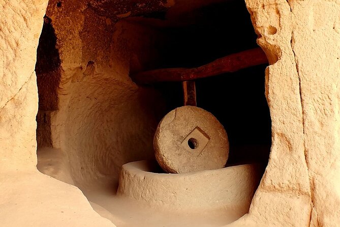 Cappadocia: Full-Day Small Group Tour with Lunch & Tickets - Lunch, transport, and the real value of the price