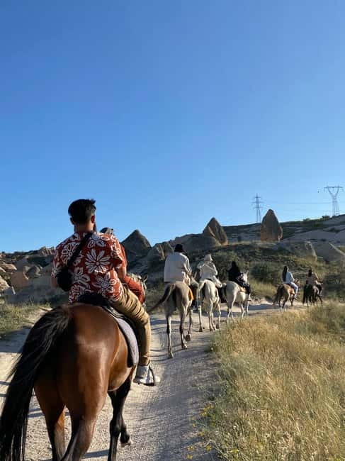 Cappadocia: Horse Riding Tour with Sunrise or Sunset Options - Getting acquainted with your horse