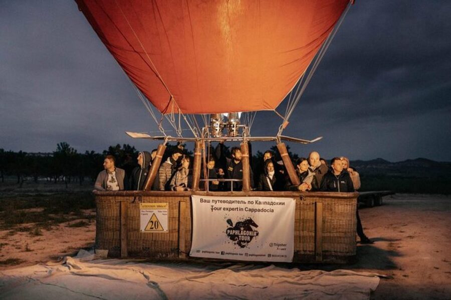 Cappadocia Hot Air Balloon Flight in Goreme Valley - One hour above Göreme Valley