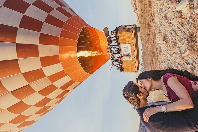 Cappadocia Hot Air Balloon Ride / Royal Balloon - What the basket feels like in the air