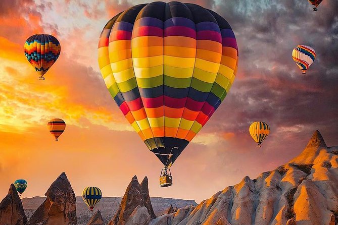 Cappadocia: Hot Air Balloon Tour - One hour above fairy chimneys and rock-cut homes