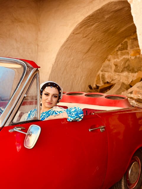 Cappadocia: Hot Air Balloon Watching Tour with Classic Car - Small details that help you get better photographs