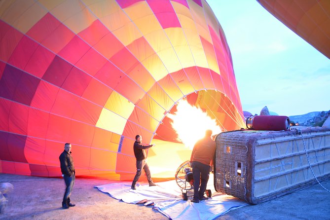 Cappadocia Jeep Safari with Hot Air Balloon Watch at Sunrise - Why this sunrise Jeep ride works so well