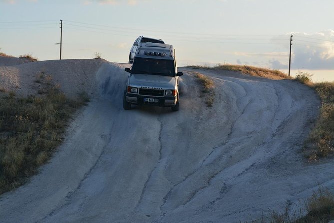 Cappadocia Jeep Safari with Hot Air Balloon Watch at Sunrise - Aydin Kiragan Tepesi gives you the wide view
