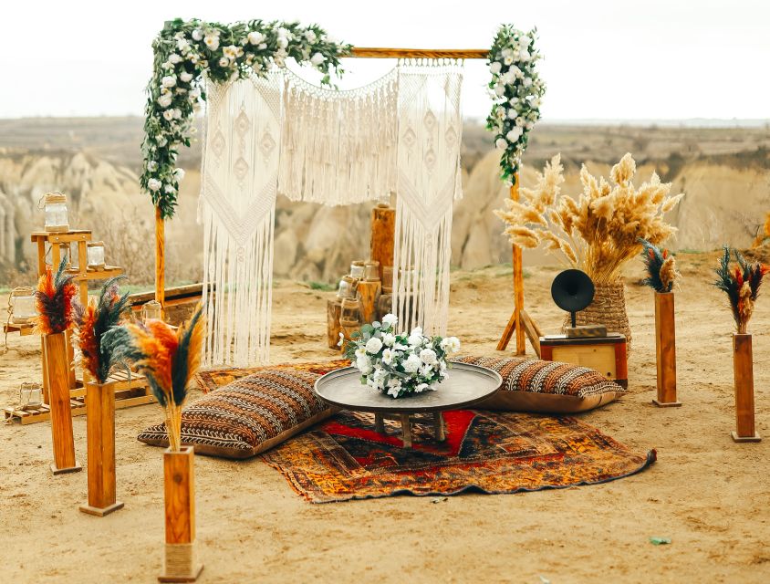Cappadocia: Love Valley Proposal Service with Transfers - Photography and remembering the moment