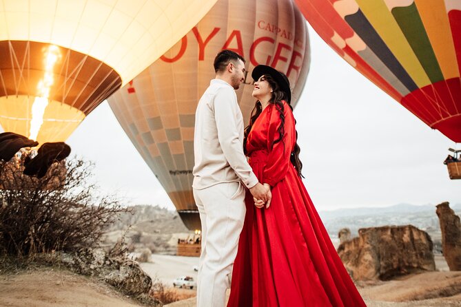 Cappadocia Photoshoot with Flying Dress & Instagram Reels - Goreme completes the short route
