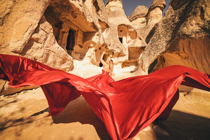 Cappadocia Private Flying Dress & Hot Air Balloon Photoshoot - Dresses, changing, and the cold morning problem