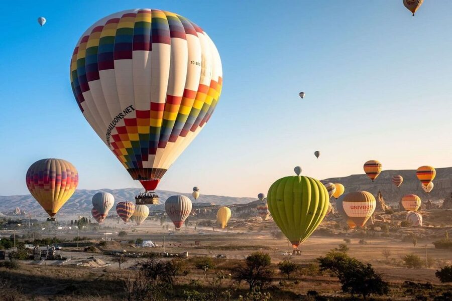 Cappadocia: Red Tour and Sunrise Balloon Tour - Avanos pottery beside the Red River