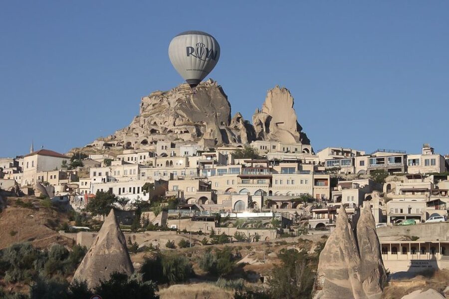 Cappadocia: Royal King Flight - Sixty minutes above the valleys