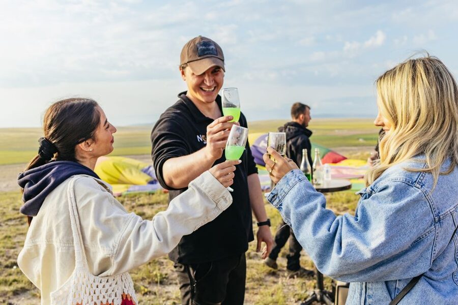 Cappadocia: Soganli Valley Hot Air Balloon Tour at Sunrise - One hour above the golden valley