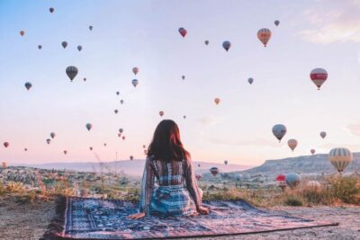 Sunrise Balloon Watching Tour with Photographer