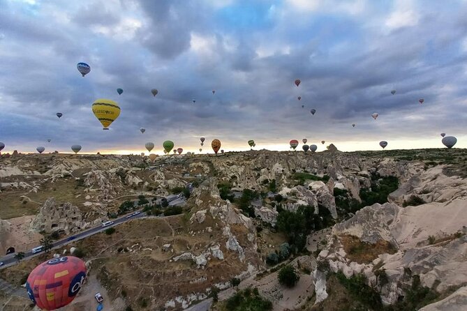 Cappadocia:Sunrise Hoot Air Ballon Over Göreme Valley - Key details at a glance