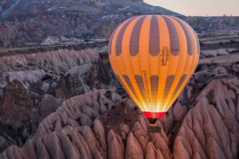 Cappadocia Sunrise Hot Air Balloon Flight/Kapadokya Balloons - Pickup from six towns before dawn