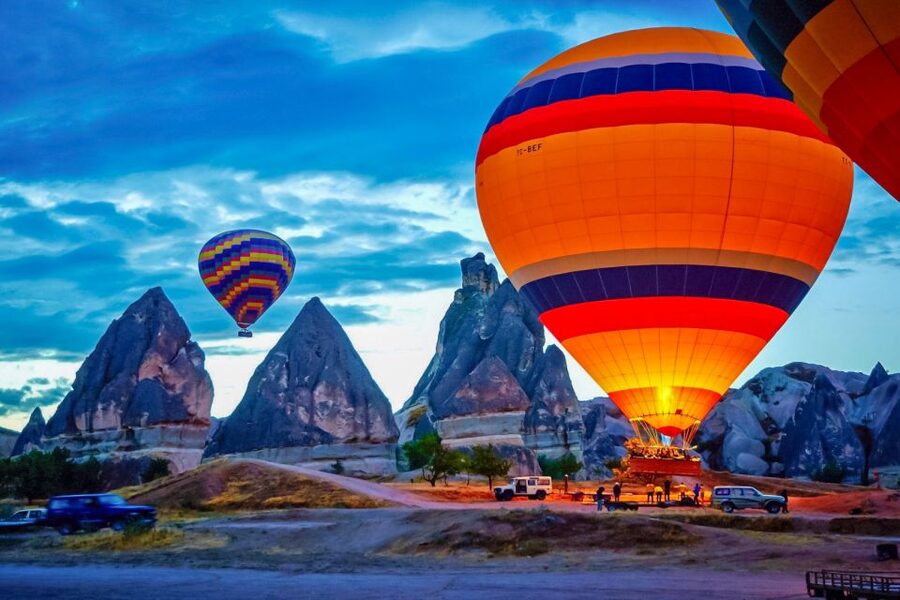 Cappadocia: Sunrise Hot Air Balloon, Göreme & Fairy Chimneys - Why sunrise is the right time for a Cappadocia balloon flight