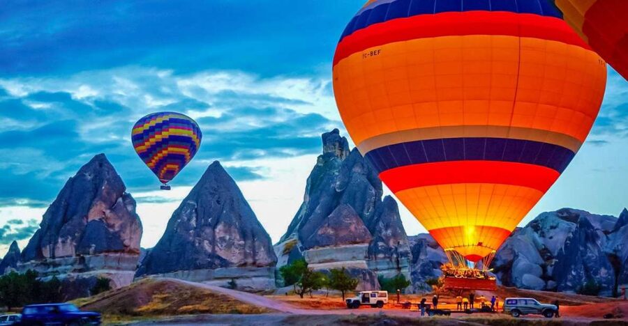 Cappadocia: Sunrise Hot Air Balloon, Göreme & Fairy Chimneys - What the balloon flight feels like
