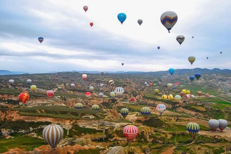 Cappadocia: Sunrise Hot Air Balloon Watching Tour - Second stop: sunrise over Göreme or Love Valley