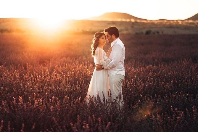 Cappadocia Sunset Lavender Farm Tour w/Wine - The local welcome and lavender bouquet