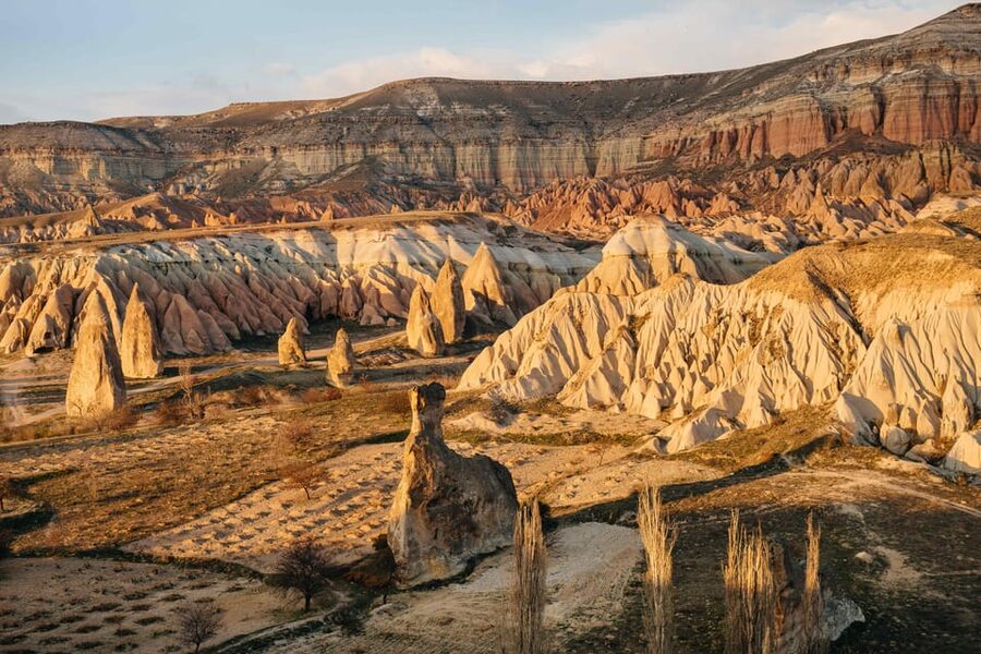 Cappadocia Watching the Sunset With Wine in Red Valley - The hosts can shape the evening