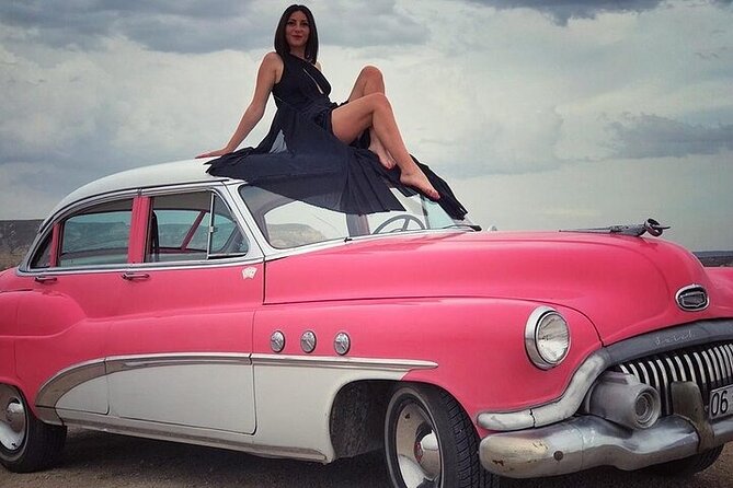 Classic Car Tour in Cappadocia Sunrise/Sunset - Sunset route: Love Valley, Çavuşin, and a busier mood