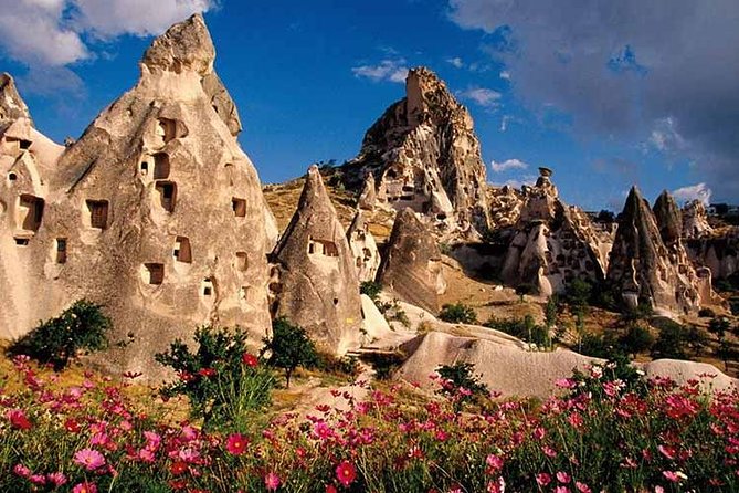 Daily Cappadocia Classics Tour: Private Tour with Van - Why a private van helps in Cappadocia
