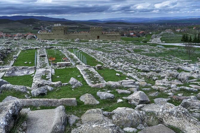 Daily Hattusas Tour from Cappadocia - Walking through Hattusa’s gates and royal remains