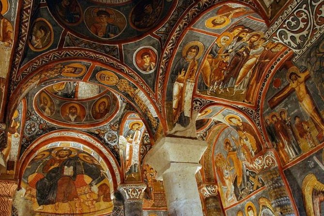 Daily Red Tour in Cappadocia - Uchisar Castle gives you the big picture