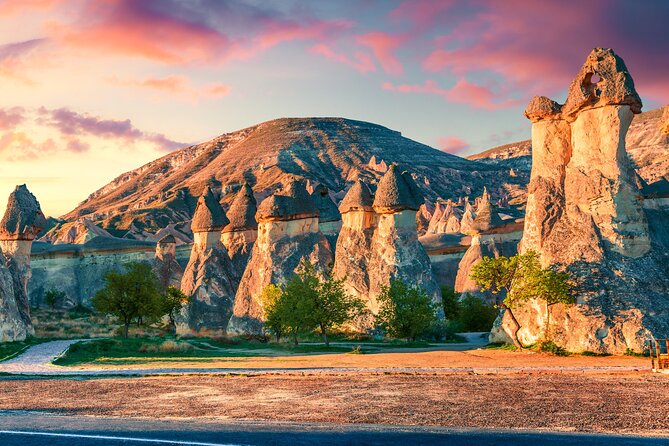 Daily Red Tour in Cappadocia - Göreme Open Air Museum and its painted churches