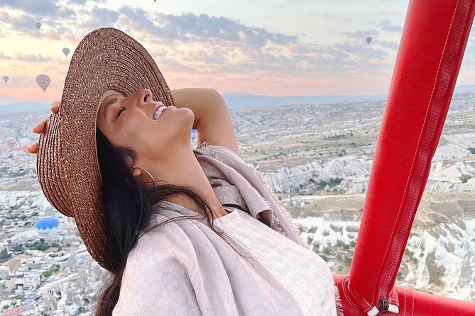 Exclusive Hot air balloon Flight in Cappadocia - Leaving Goreme before the sun comes up
