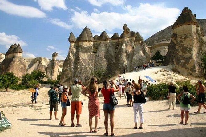 Focusing on must-see places of Cappadocia - Uchisar Castle and the best high view