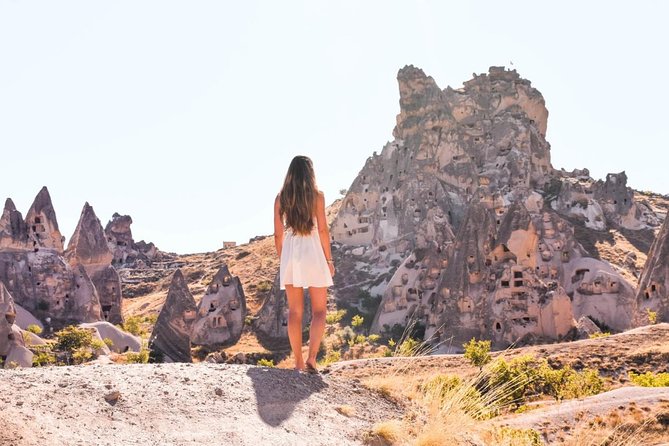 From Airport: 2-Day Cappadocia Tour & Cave Hotel Stay - The optional sunrise balloon ride