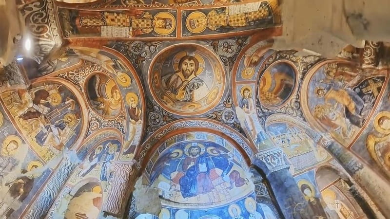 From Göreme: Cappadocia Red and Green Highlights Tour - Finishing above the valley at Uchisar