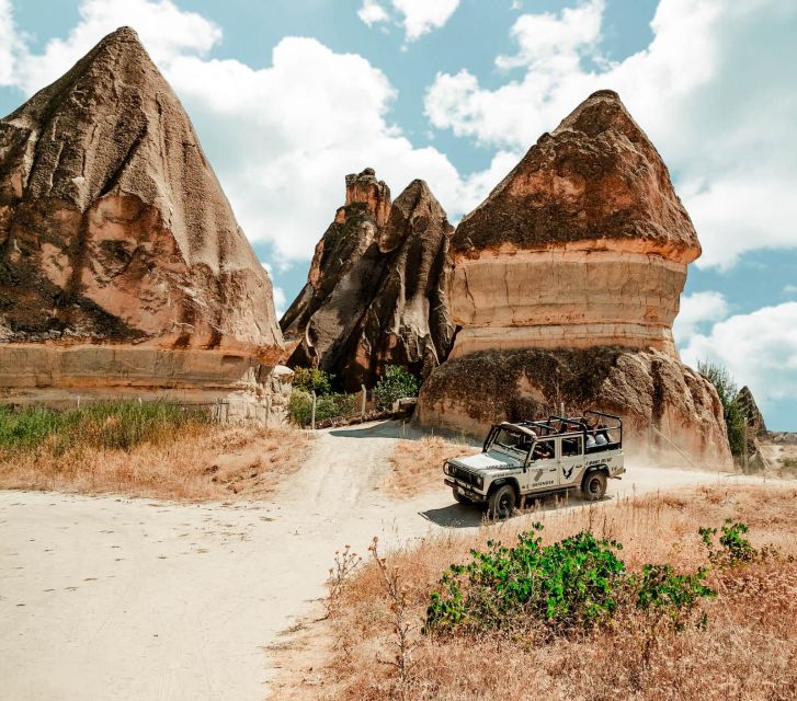 From Göreme/Ürgüp: Cappadocia Jeep Safari Sunrise or Sunset - A practical choice for a first Cappadocia morning