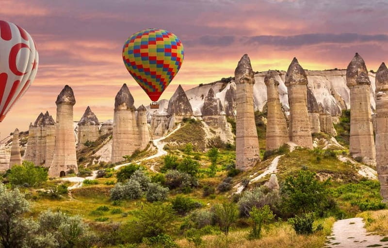 Full Day Cappadocia Red and Green Combined Tour - Lunch, with a late meal warning