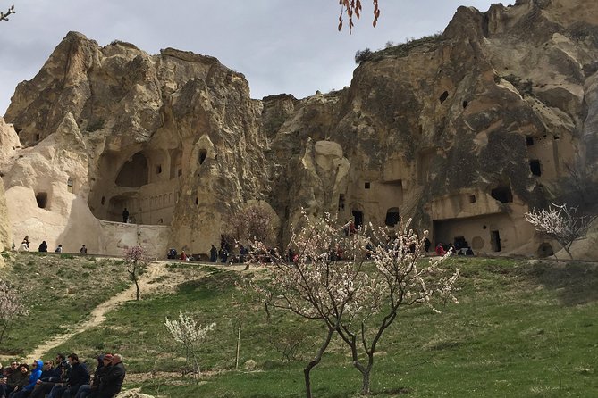 Full-Day Sacred and Surreal Cappadocia Tour from Goreme - Guray Muze explains why Avanos pottery still matters