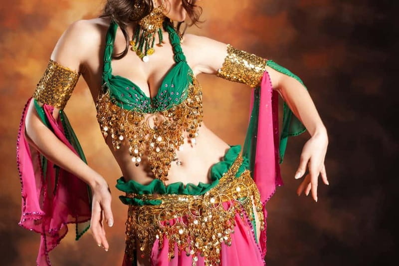 Göreme: Dinner and Folk Show at a Cave Restaurant - From folk dances to belly dancing