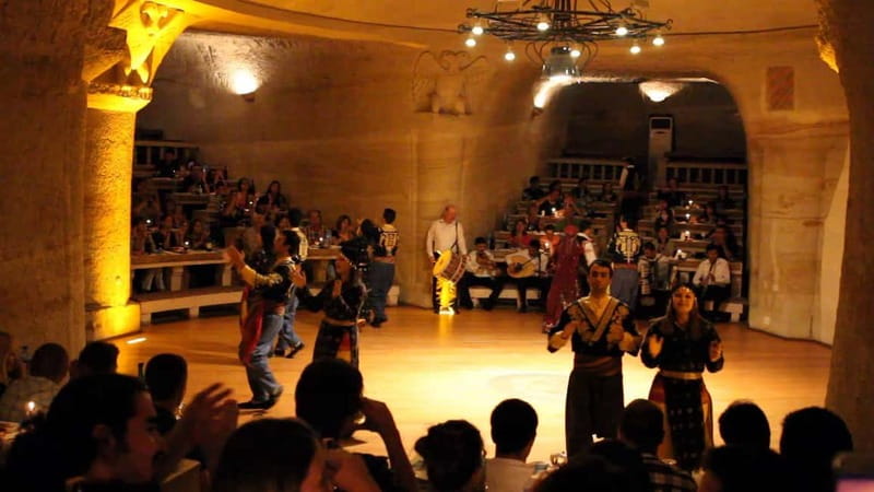 Göreme: Dinner and Folk Show at a Cave Restaurant - The guides who keep the evening moving