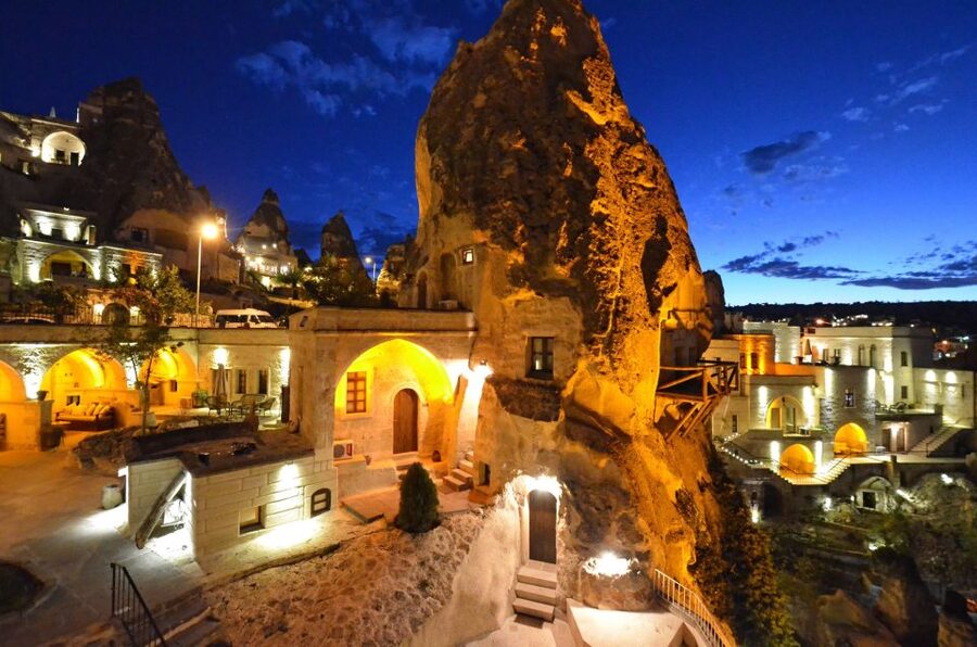 Göreme: Full-Day Customized Cappadocia Compact Itinerary - Pigeon Valley and the first wide views