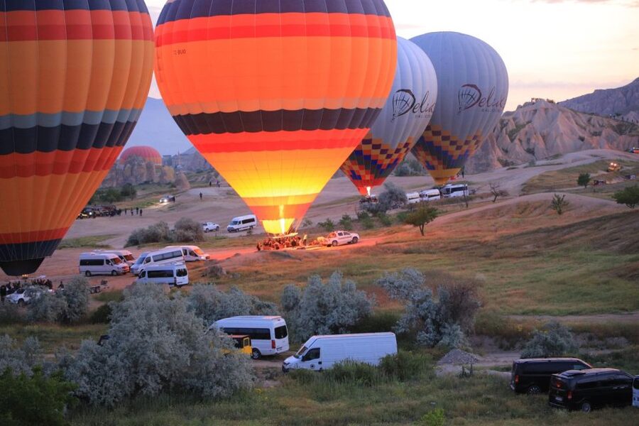 Göreme: Luxury Hot Air Balloon Flight in Göreme Valleys - Key points at a glance
