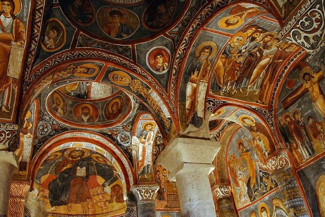 Highlights of Cappadocia: Best of Red & Green Routes in One Day - Avanos turns clay into a cultural stop